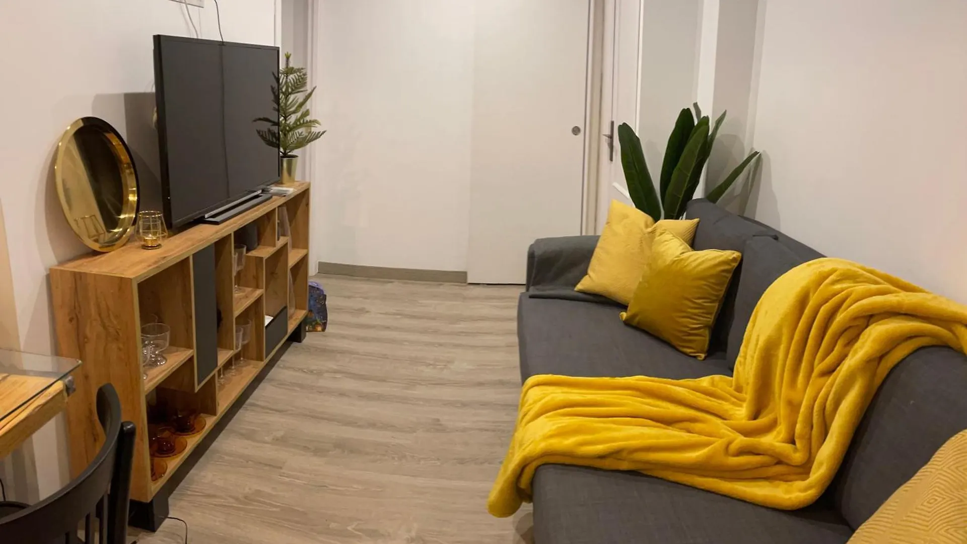 Nuestro Rincon Del Teatro Antonio Banderas Soho Apartment Malaga